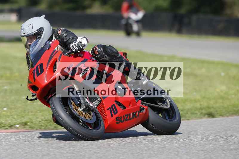 /44 09.08.2025 Plüss Moto Sport ADR/Freies Fahren/70